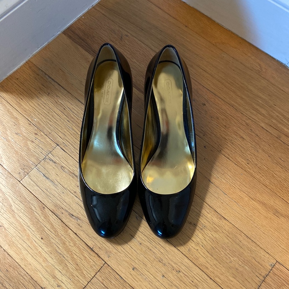 Coach black patent leather pumps